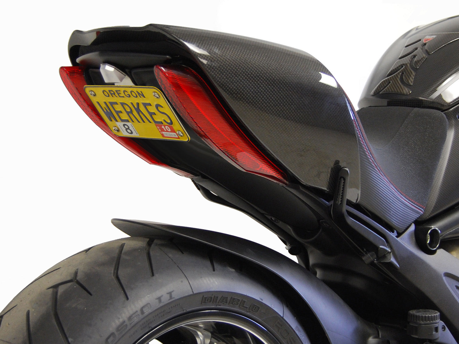Competition Werkes Ducati Diavel マフラー スーパーバイク選手権にも使用 COMPETITION WERKES マフラー｜AxxL